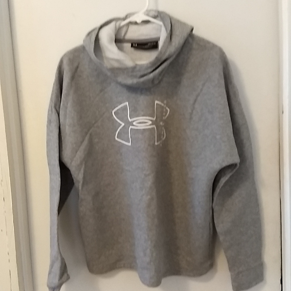 Under armour hooded sweatshirt